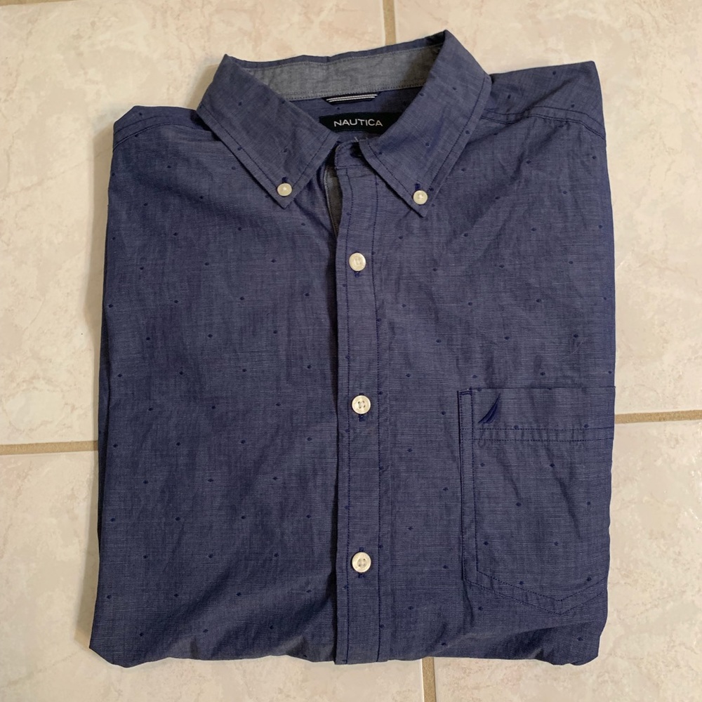 Nautica Chambray Navy Button Up Men’s (L) - Picture 1 of 4